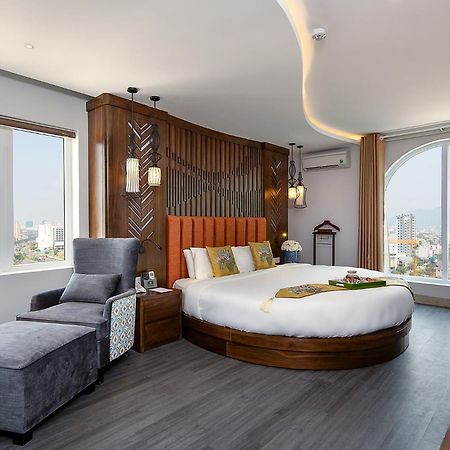 דה נאנג Tgt Beach Hotel מראה חיצוני תמונה
