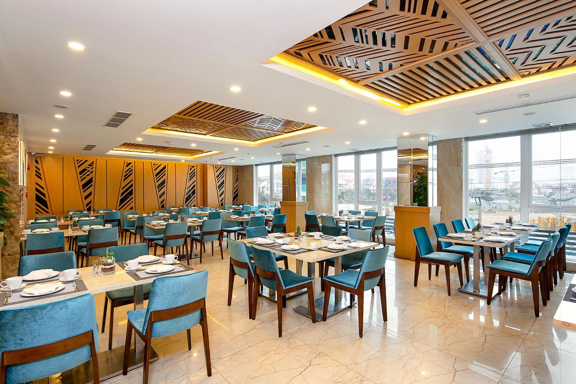 דה נאנג Tgt Beach Hotel מראה חיצוני תמונה